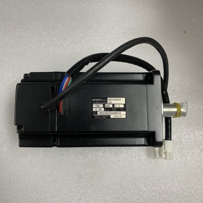 OMRON R88M-UE75030V-S1 Servo Motor 750W 200V 4.4A 3000RPM