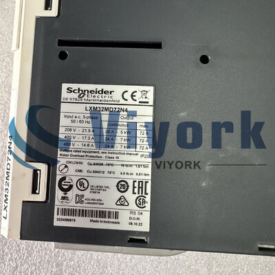 Schneider LXM32MD72N4 MOTION SERVO DRIVE LEXIUM 32 3PHASE SUPPLY 208/480V NEW