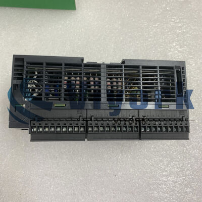 Schneider MODICON TM221C40R LOGIC CONTROLLER MODICON M221 40 IO RELAY NEW