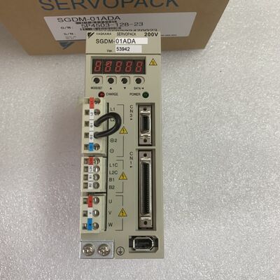 NEW Yaskawa SGDM-01ADA SERVO AMPLIFIER 2AMP 3PH 200/230VAC 50/60HZ 100W