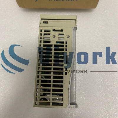 Yaskawa SGDM-04AC-SD2 SERVO DRIVE SIGMA II SERIES 2.1 AMP 200 WATT NEW