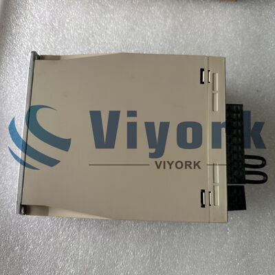 NEW Yaskawa SGDS-08A01A SERVO DRIVE 200-230V IN 0-230V 750W OUT SERVOPACK