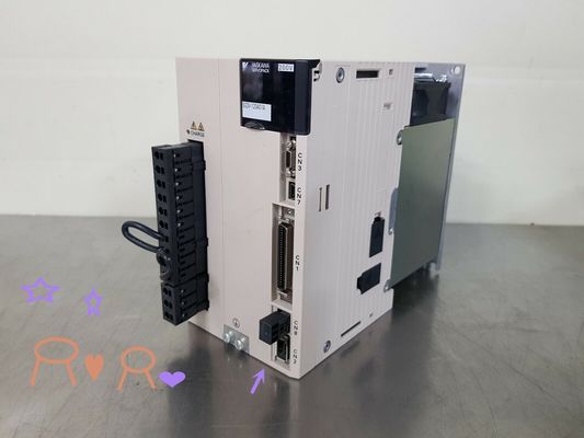 새로운 야스카와 SGDV-120A01A 교류 서보 증폭기 200-230V 7.3A 1.5KW