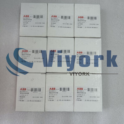 ABB 1SVR011700R0000 CC-E-STD 다기능 아날로그 표준 신호 변환기 NEW